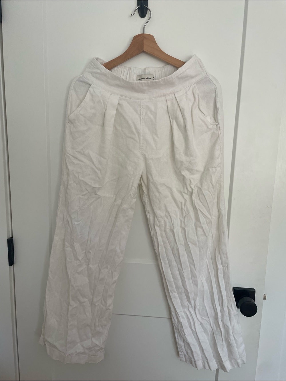 Abercrombie Linen-Blend Ultra Wide-Leg Pant - Picture 3 of 3